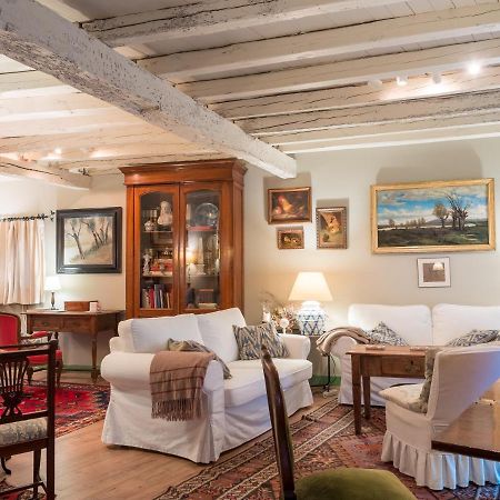 Encantadora Casa De Pueblo Con 5 Hab. En Burgos سانتو دومينغو دي سيلوس المظهر الخارجي الصورة