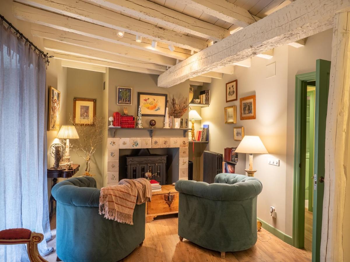 Encantadora Casa De Pueblo Con 5 Hab. En Burgos سانتو دومينغو دي سيلوس المظهر الخارجي الصورة