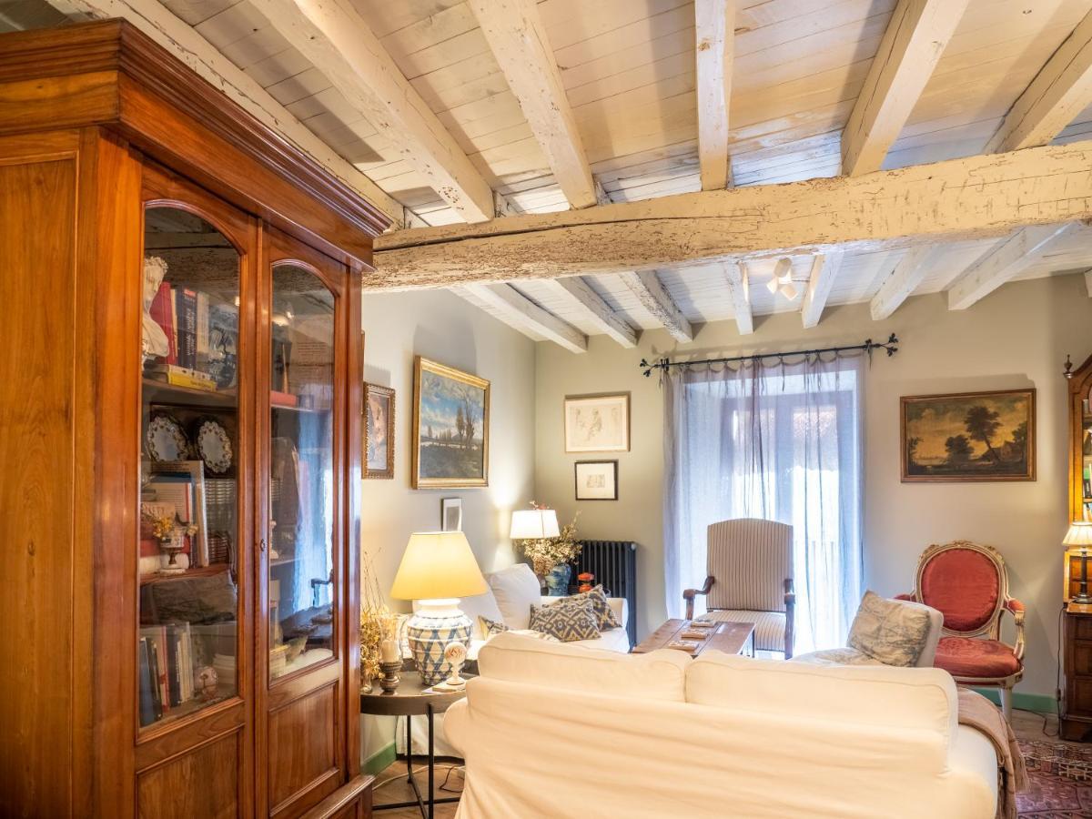 Encantadora Casa De Pueblo Con 5 Hab. En Burgos سانتو دومينغو دي سيلوس المظهر الخارجي الصورة