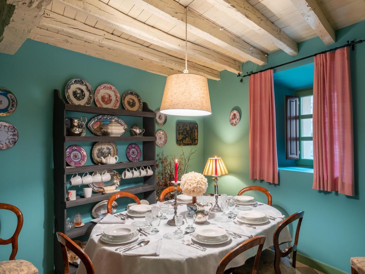 Encantadora Casa De Pueblo Con 5 Hab. En Burgos سانتو دومينغو دي سيلوس المظهر الخارجي الصورة