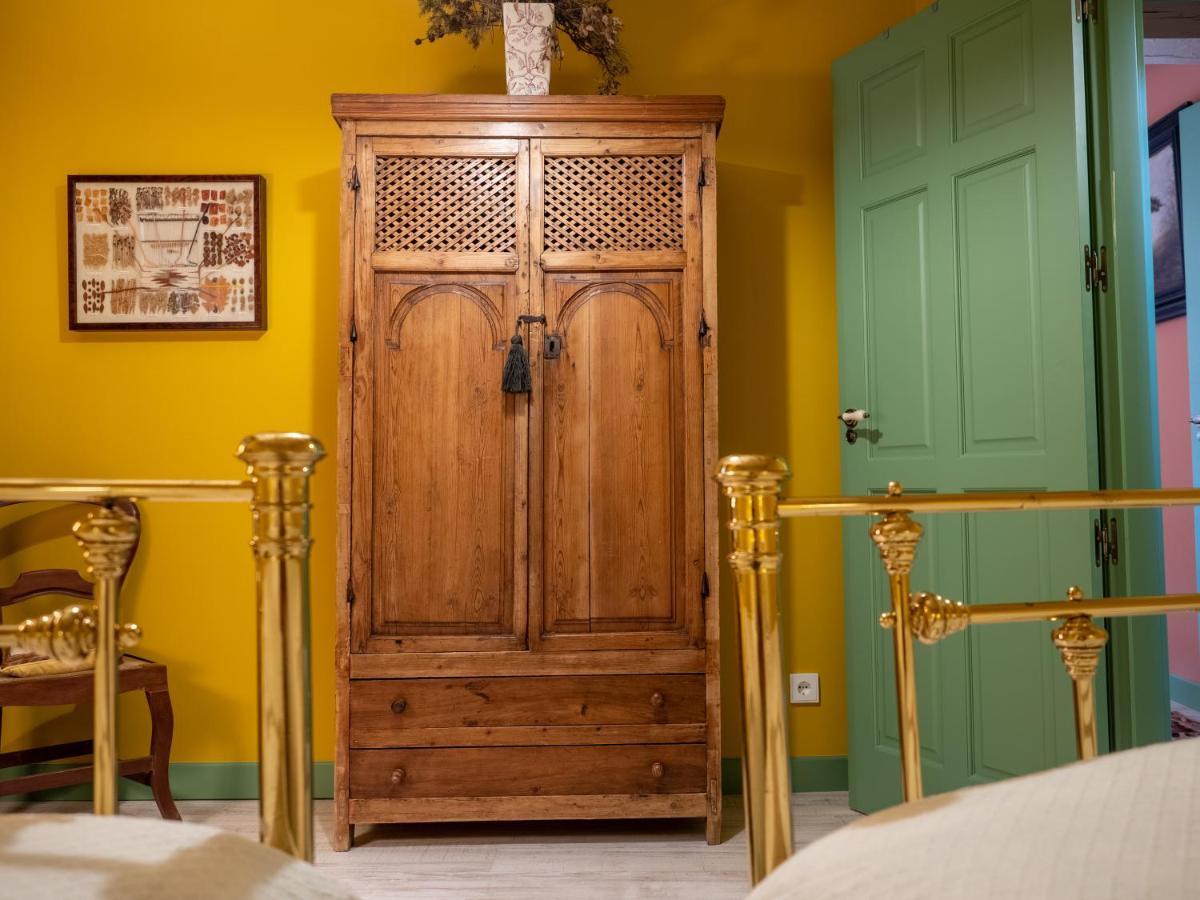 Encantadora Casa De Pueblo Con 5 Hab. En Burgos سانتو دومينغو دي سيلوس المظهر الخارجي الصورة