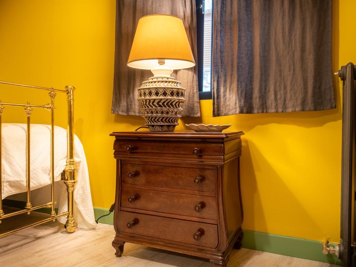 Encantadora Casa De Pueblo Con 5 Hab. En Burgos سانتو دومينغو دي سيلوس المظهر الخارجي الصورة