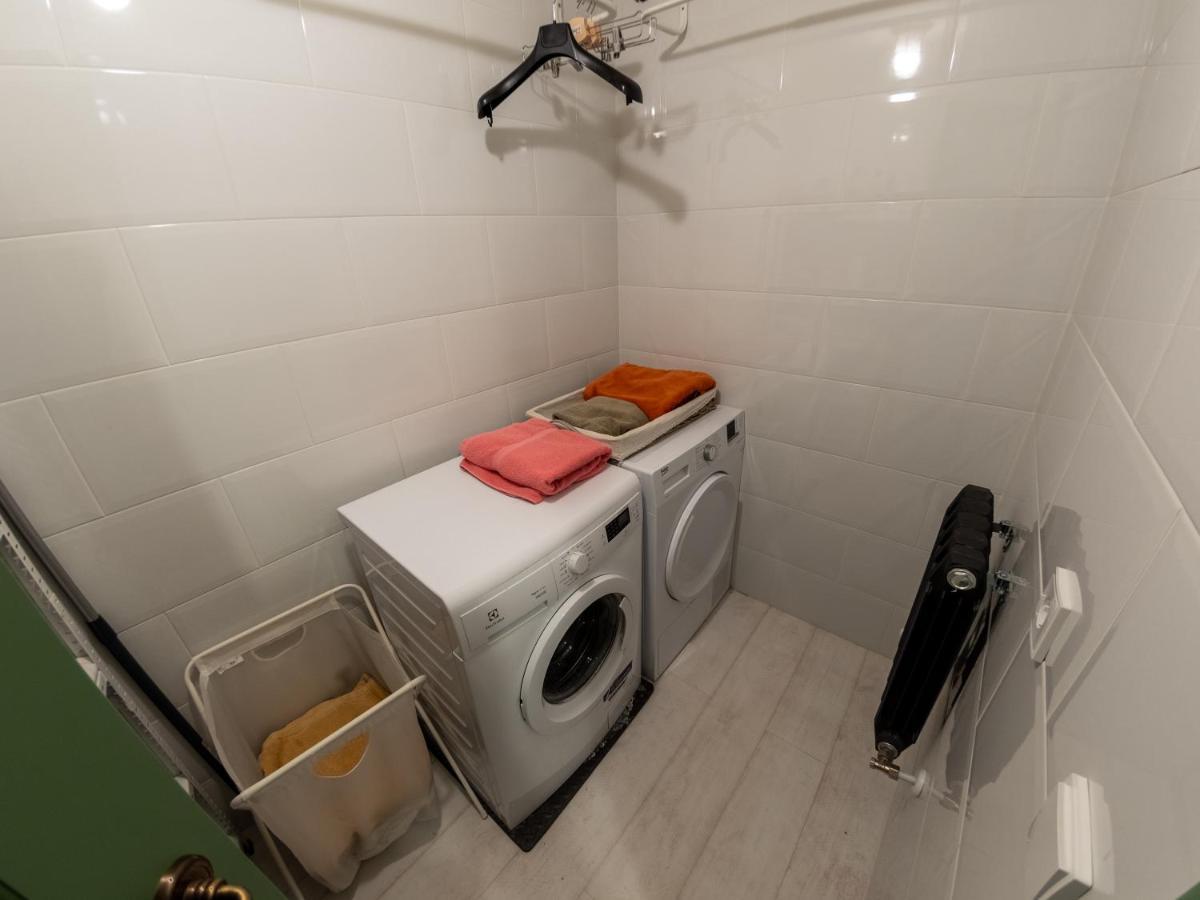 Encantadora Casa De Pueblo Con 5 Hab. En Burgos سانتو دومينغو دي سيلوس المظهر الخارجي الصورة